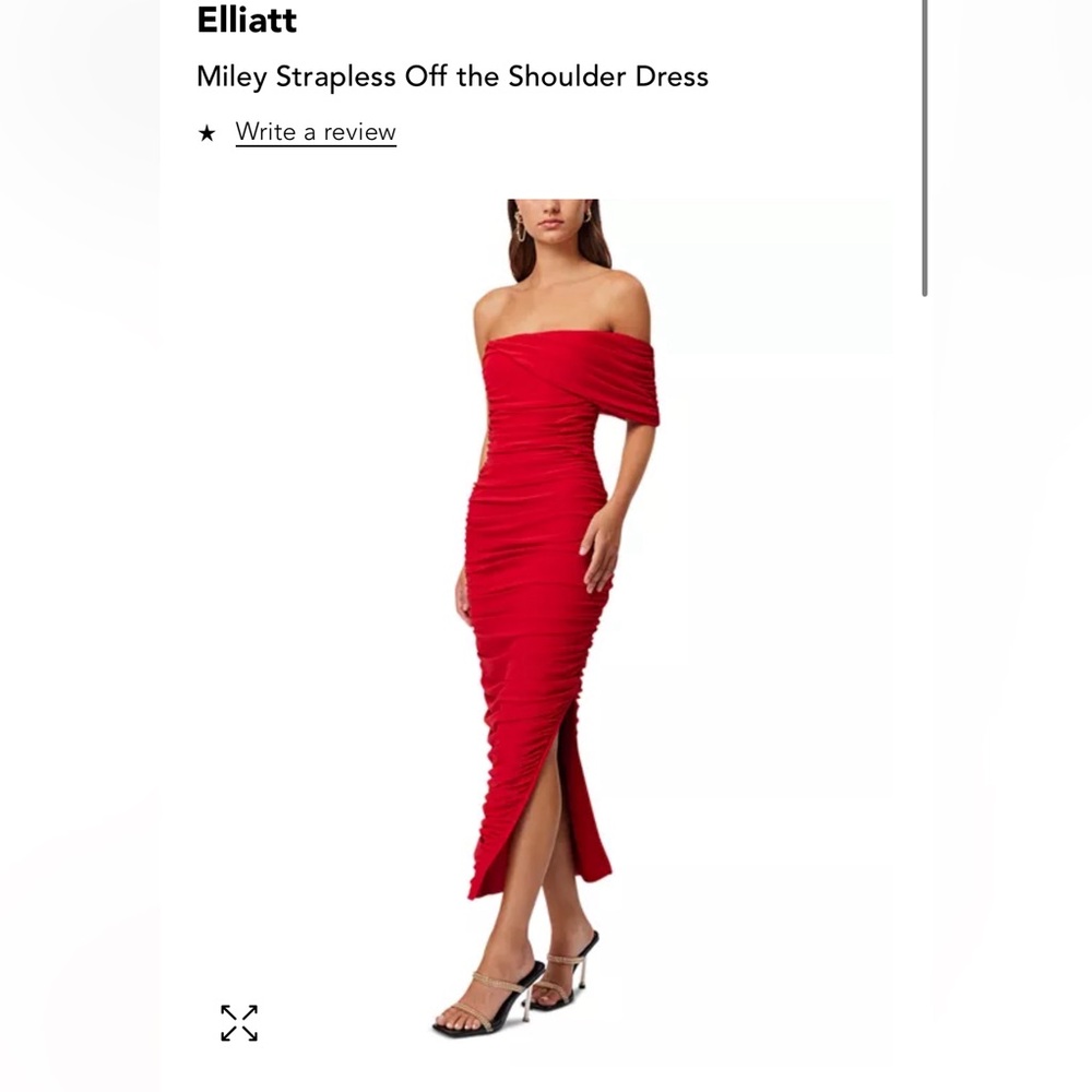 NWOT Elliatt Miley Dress in Red